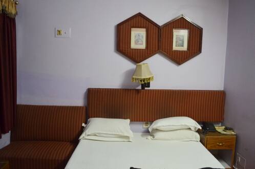 Hotel Charans International, Lucknow 2